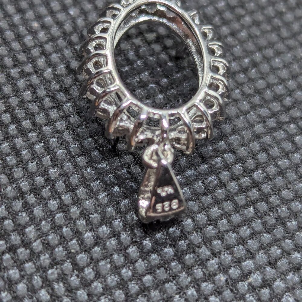 Sterling Silver and White Topaz setting in sterling for custom jewelry - Picture 7 of 7